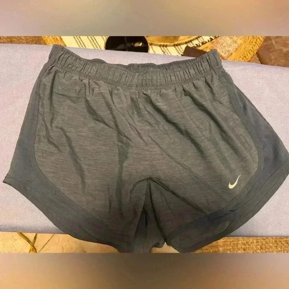 Dri-Fit Nike shorts - Picture 1 of 6